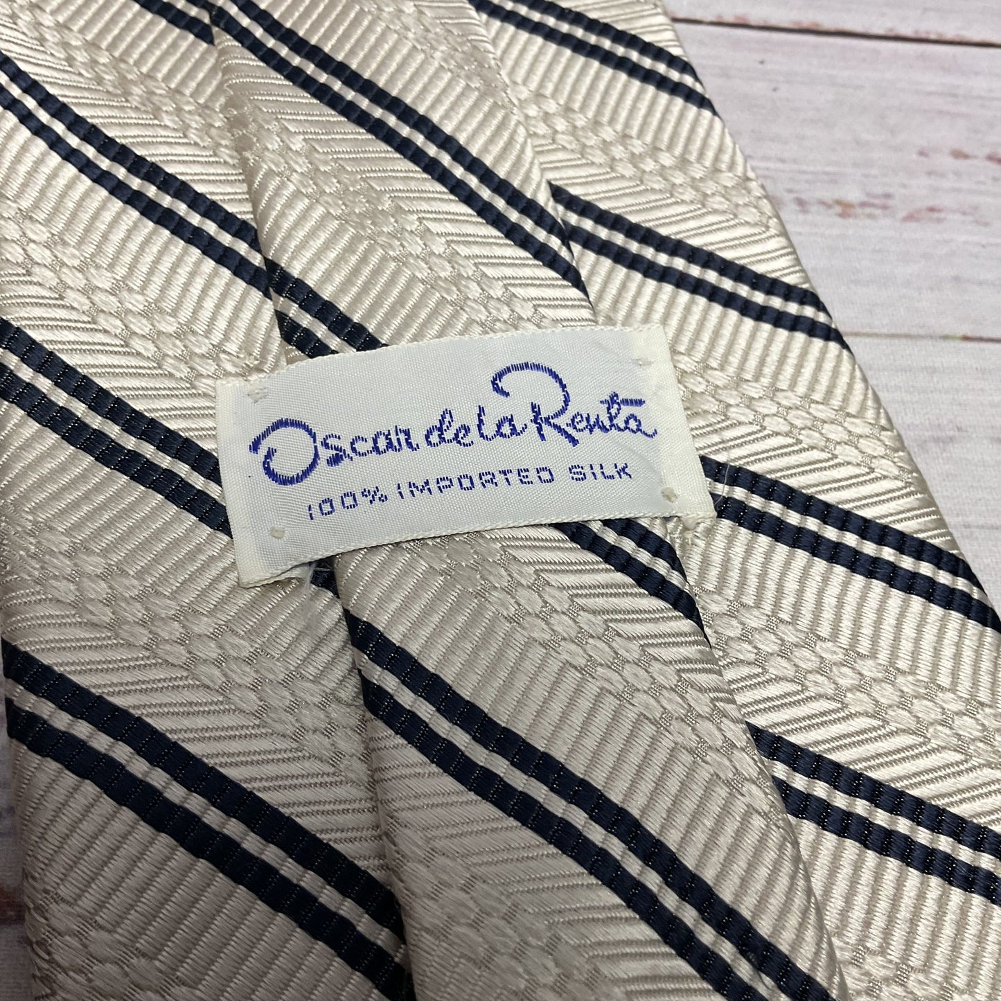 Oscar De La Renta Cream Black Stripe Imported Silk Neck Tie - Size 56"