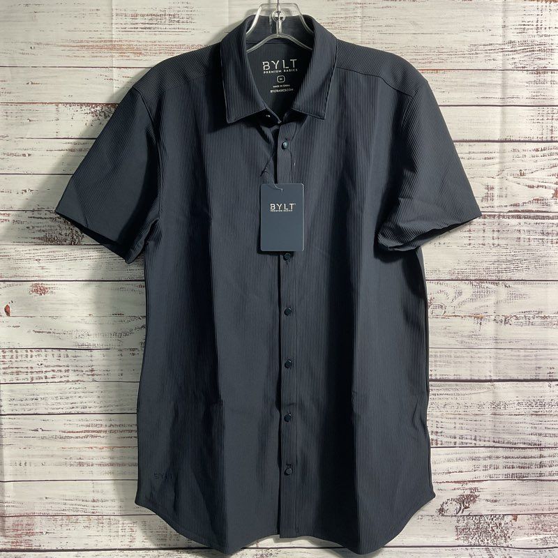 NWT Bylt Navy Blue Ribbed Short Sleeve Button Up Shirt - Size Medium
