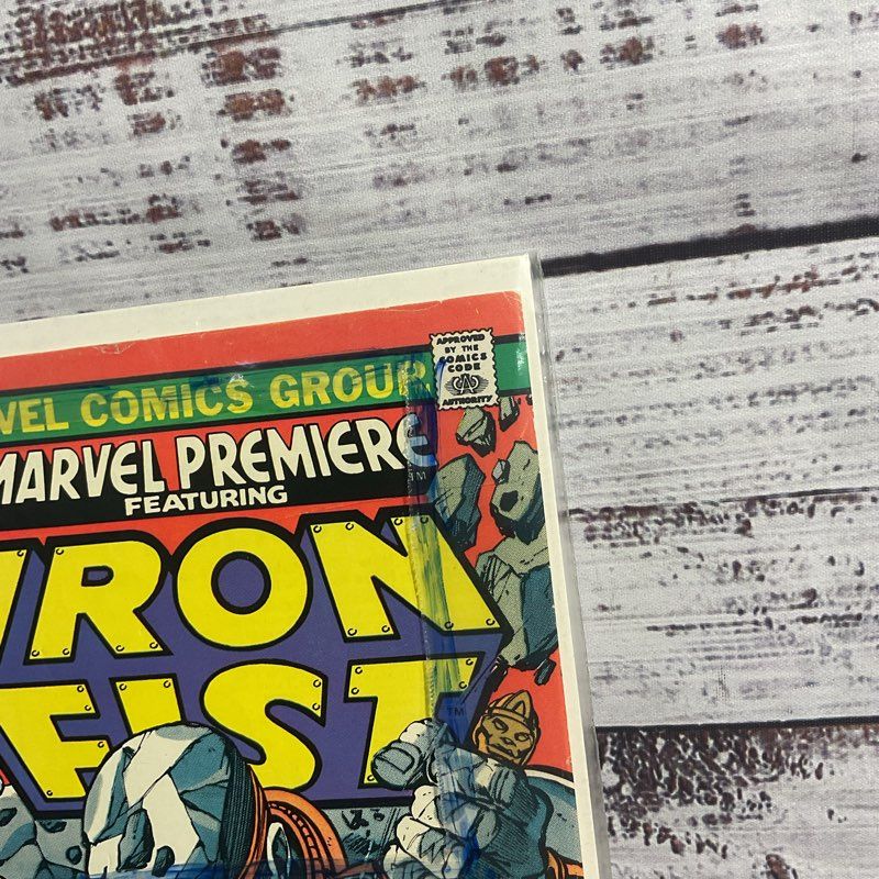 Vtg. 1975 Iron Fist 1st Appearance Marvel Premiere #21 Ungraded