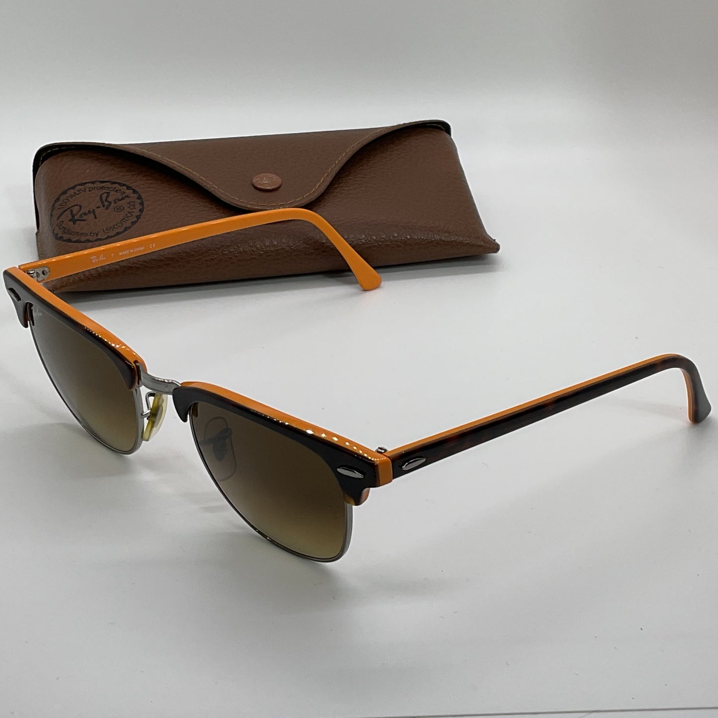 RAY-BAN RB3016 1126/85 Clubmaster Women's Orange Sunglasses with Case 49[ ]21