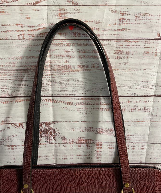 Vintage Lo Mascolo Women's Snake Embossed Red Leather Shoulder Bag