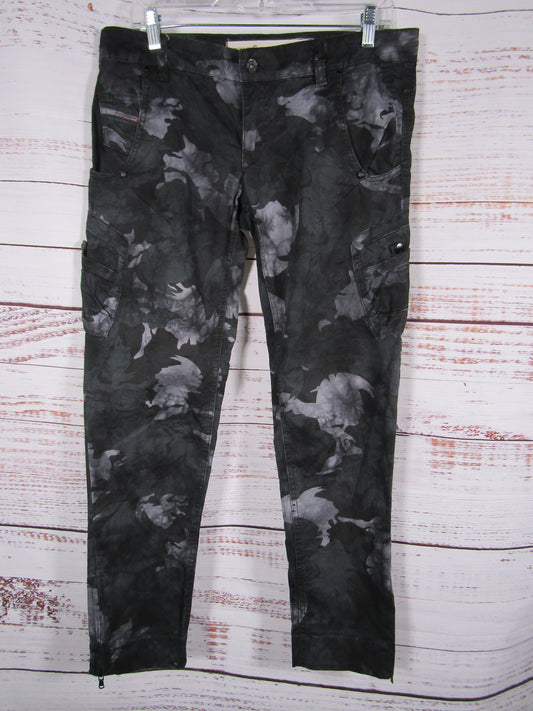 Diesel Women's Black & Gray Camo Print Slim Fit Pants Size 29