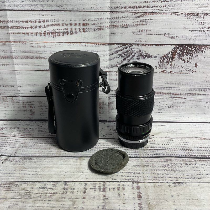 Olympus OM Zuiko Auto‑Zoom 75‑150mm f/4 Manual Focus Telephoto Zoom Lens w/ Case
