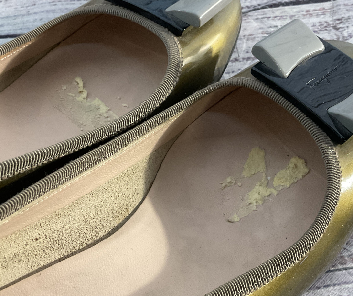 Salvatore Ferragamo My Flair Patent Leather Pump Heels Olive Green 10