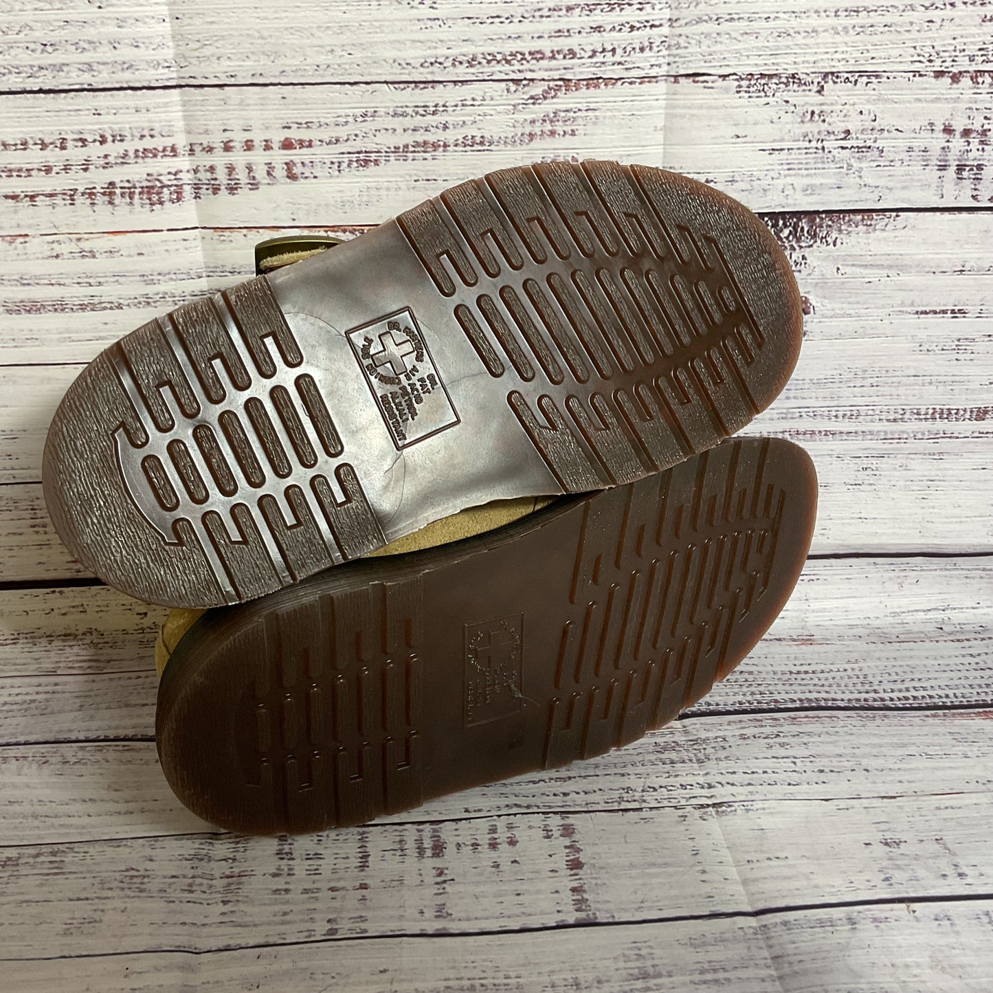 DR. MARTEN'S Unisex Isham Desert Oasis Slip-On Shoes- SZ 6M/7W