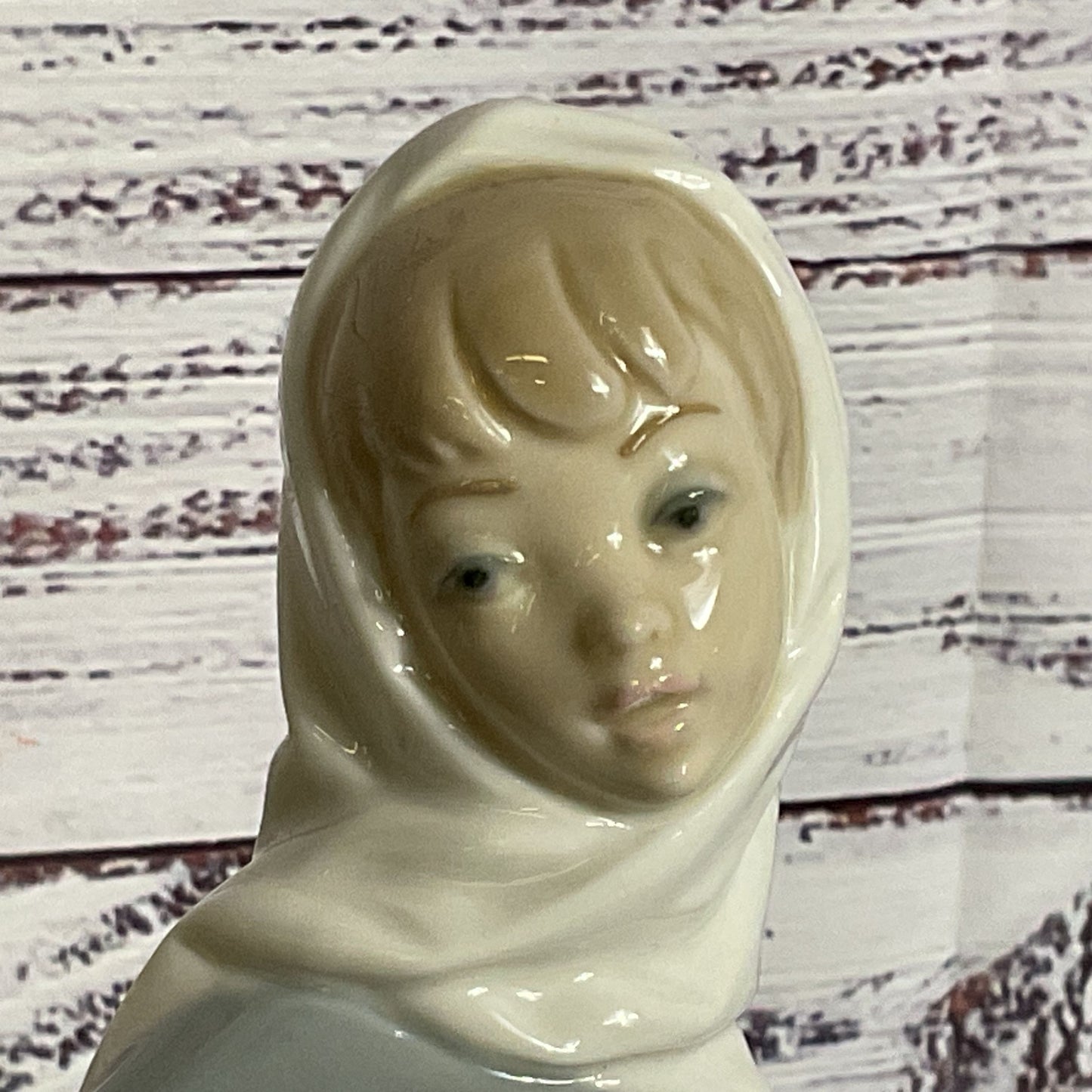 VTG. LLADRO Glossy Woman with Lamb 10.75" Figurine #G-22 M