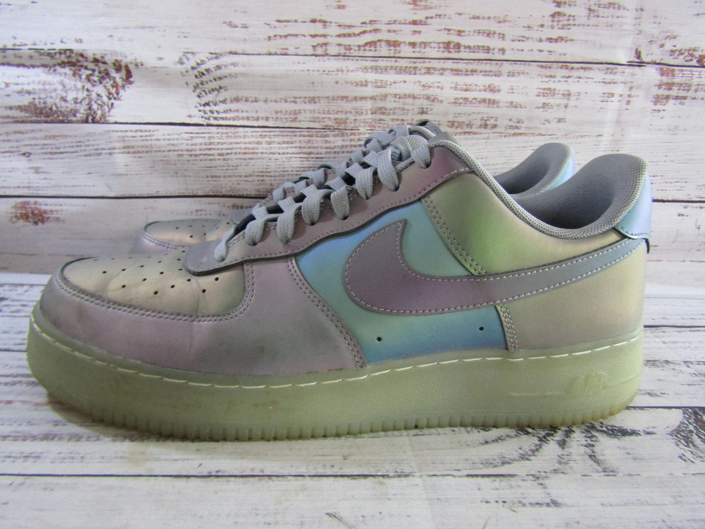 Nike Air Force 1 '07 LV8 Men's Iridescent Low Top Sneakers Size 12 718152-019