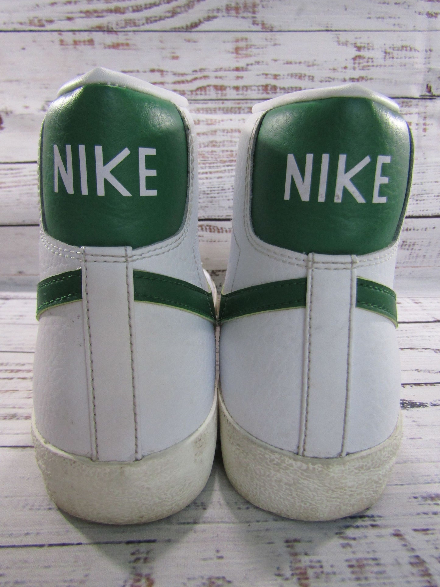 Nike Blazer '77 Men's Vintage Pine Green Mid-Top Sneakers Size 9.5 BQ6806-115