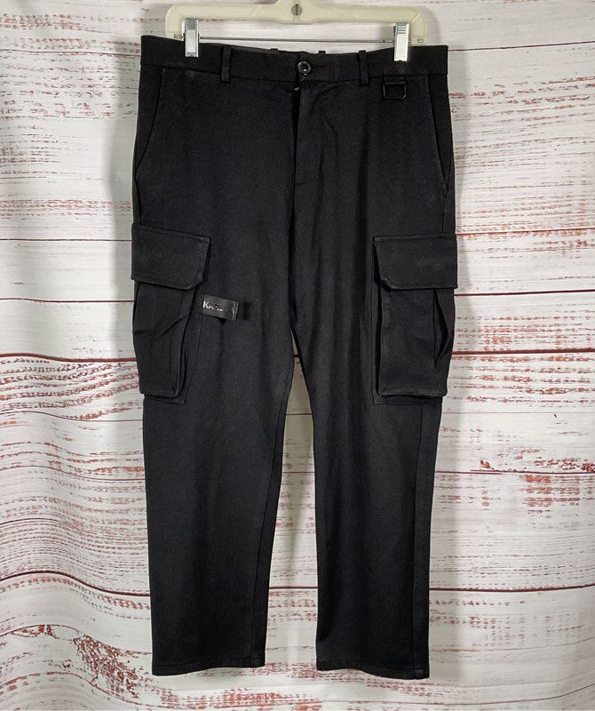 Karl Lagerfeld Paris Men's Dress Capri Cargo Pants Black S
