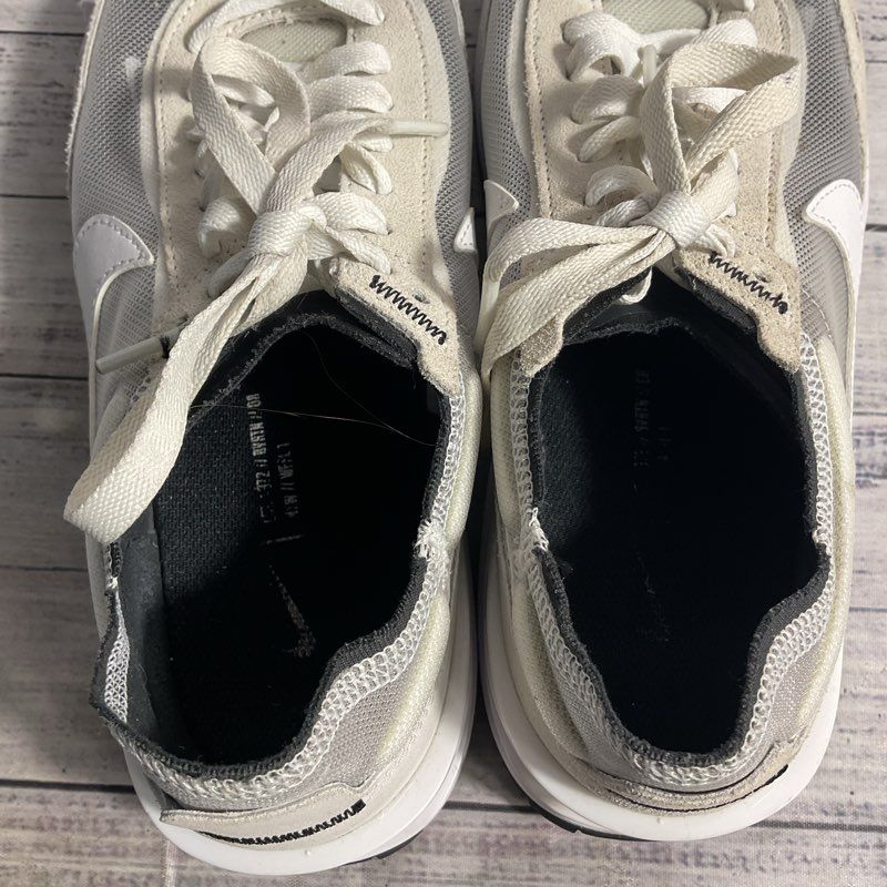 Nike Waffle 1 Summit White Athletic Running Sneaker Men's Size 8.5