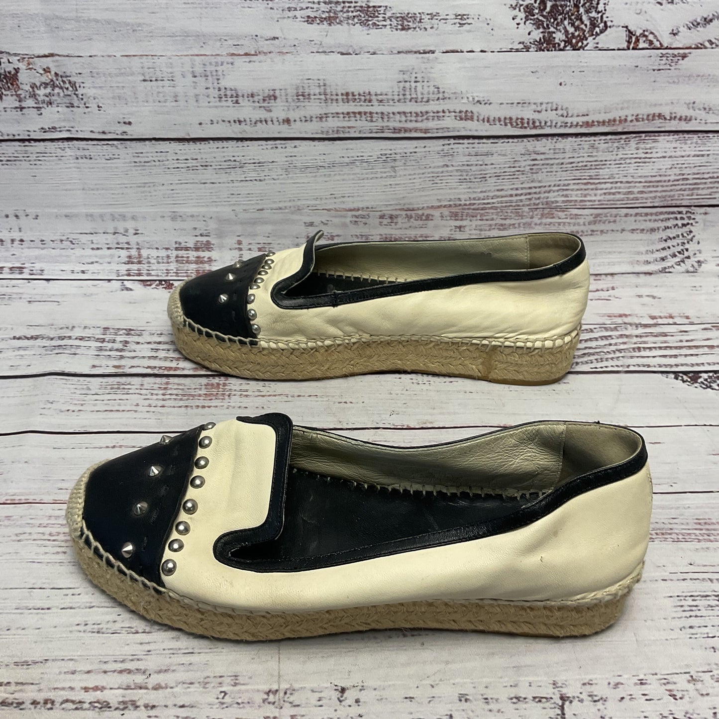 Alexander McQueen White Black Nappa Leather Studded Espadrille Flats Women Sz 8