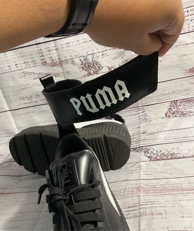 PUMA Fenty By Rihanna Black/White Ankle Strap Creeper Platform Sneakers Size 6