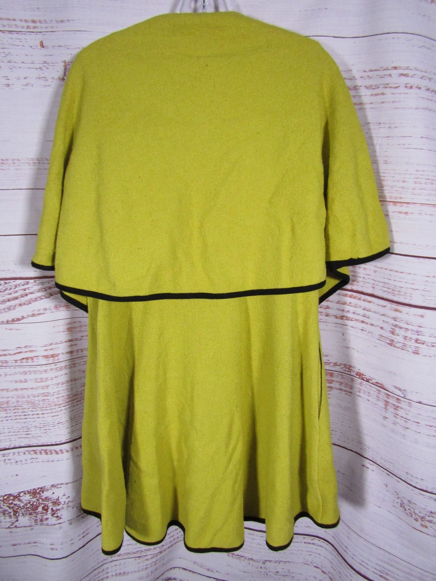 Peoria Emporium Women's Yellow Poncho Cape Jacket Size L