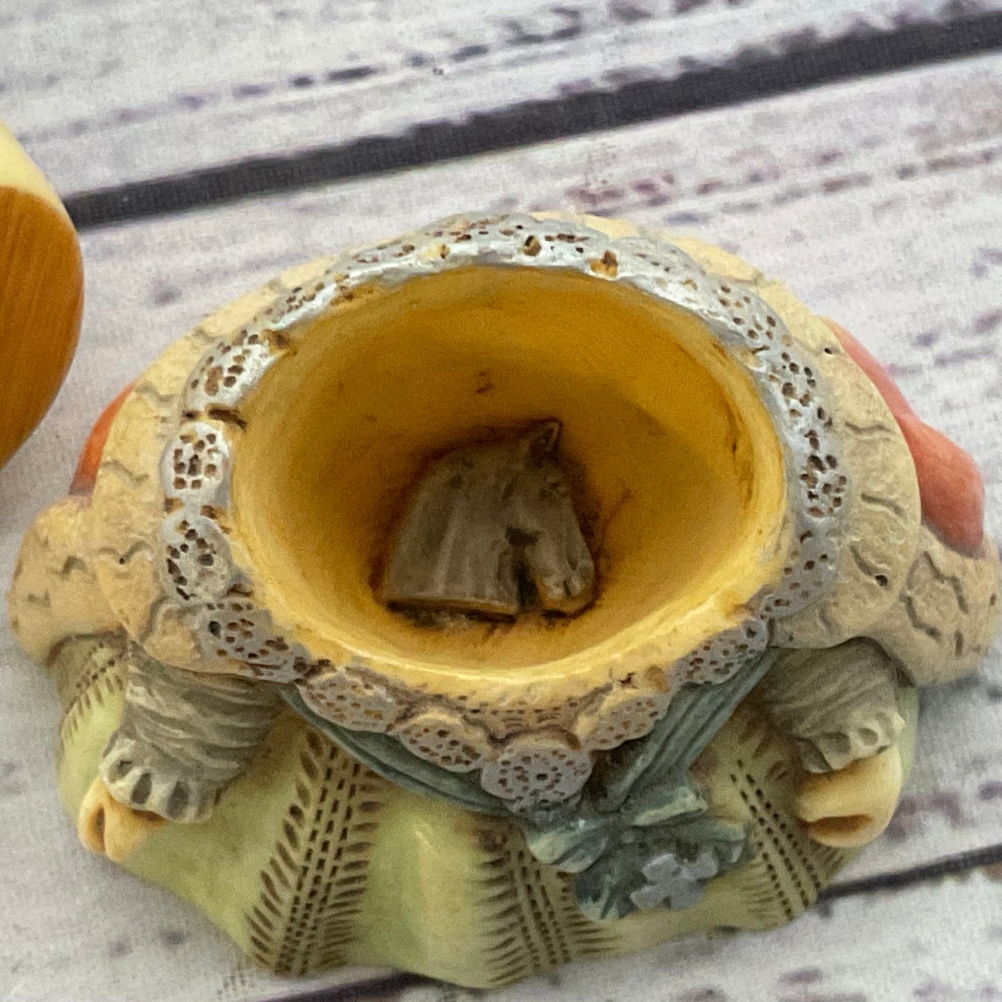 VTG. HARMONY KINGDOM Pot Belly's Queen Catherine Trinket Box