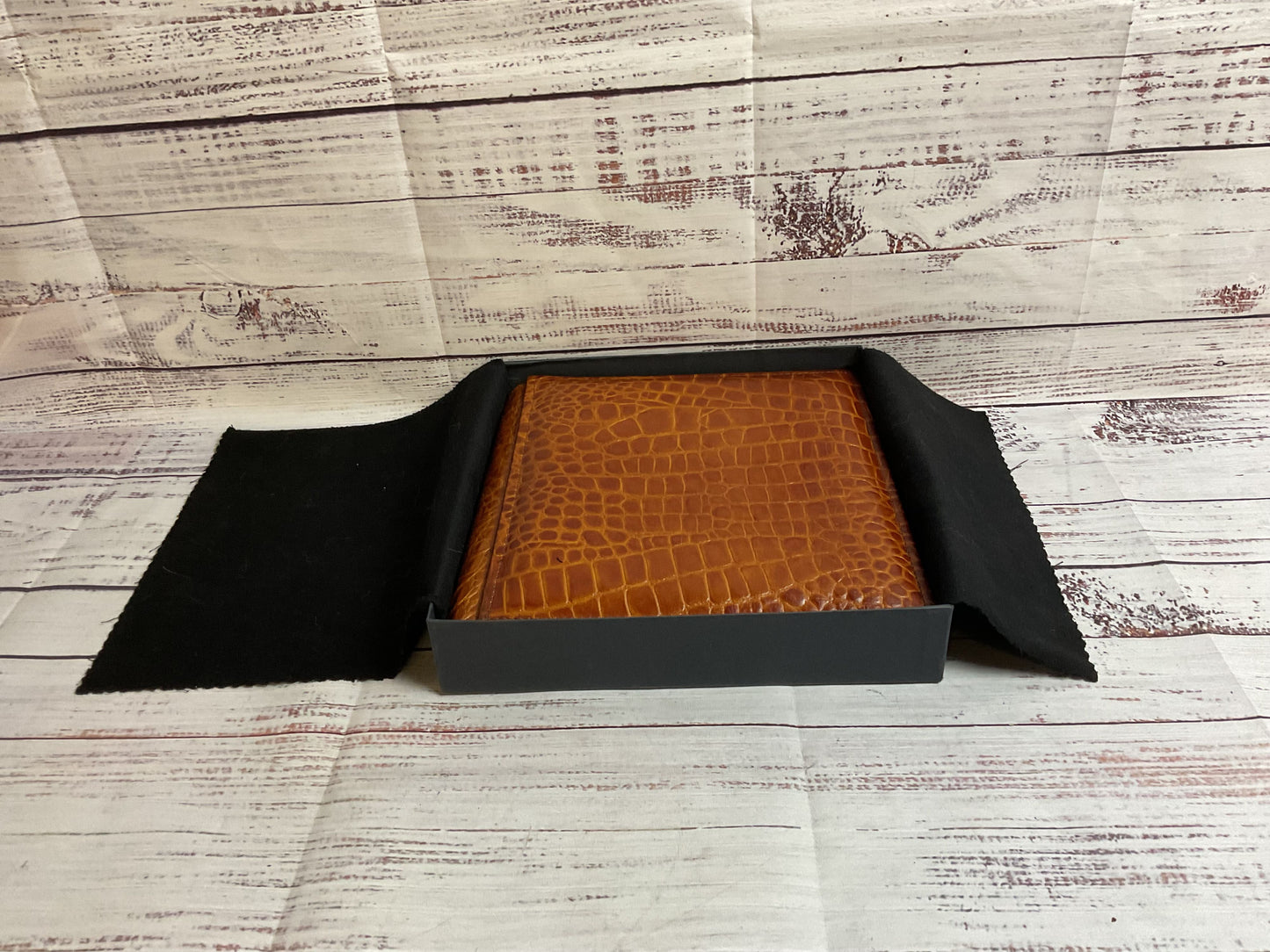 Raika Cowhide Leather Photo Album 4x6 [7 Of 7]