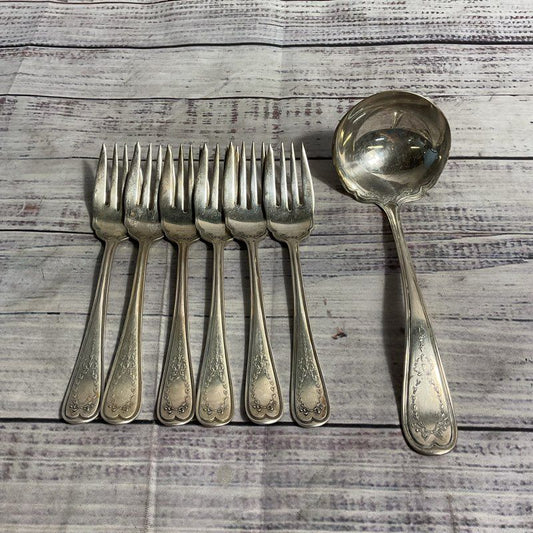 Antique 1908 WM. Rogers Garrick Silver Plate Flatware Set 6 Salad Forks+1 Ladle