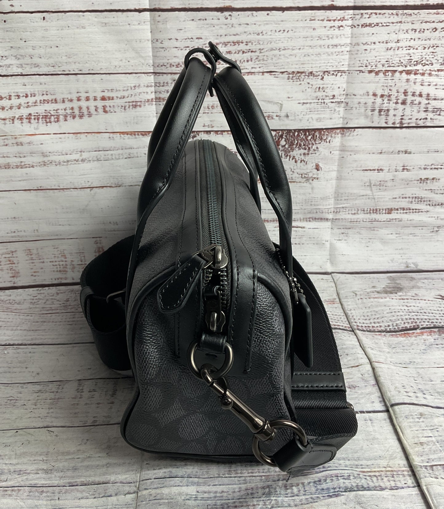 Coach Signature Canvas Gotham Duffle 24 Black