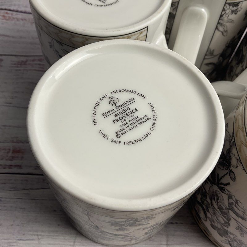 Vintage Royal Doulton Studio Provence Fruit Noir 5 Pc. White Mug Set