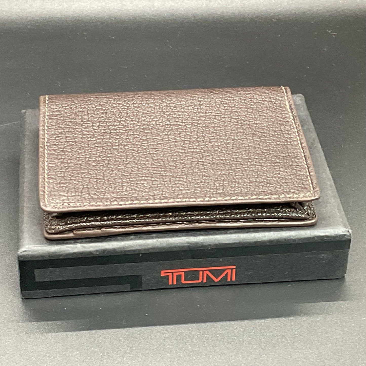NWB TUMI Men's Bifold Brown Leather Wallet