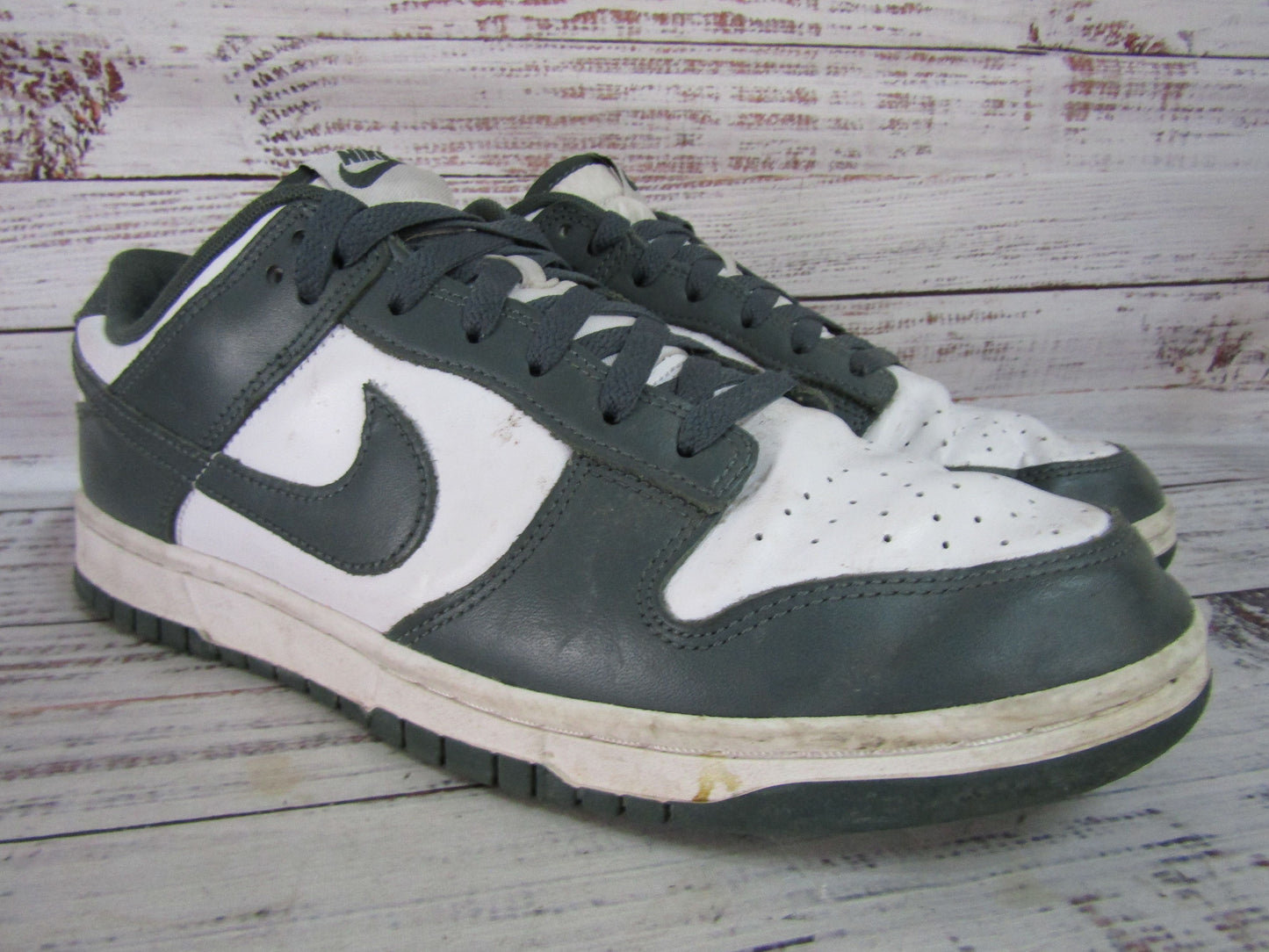 Nike Dunk Low Retro Men's White & Green Low Top Sneakers Size 10.5 DV0833-111