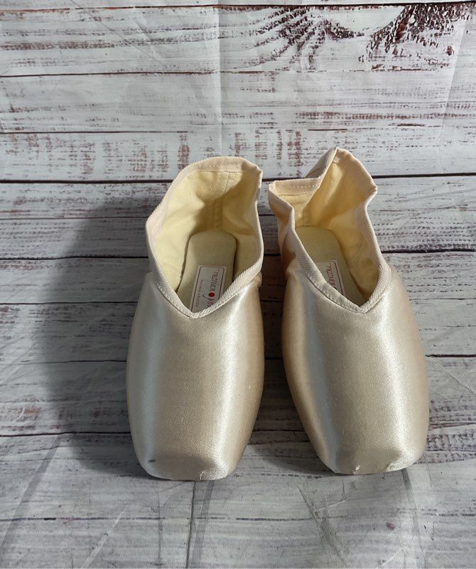 Russian Pointe Brava Pointe Shoe Pink Satin Ballet Size 41 w2 v2 MLF
