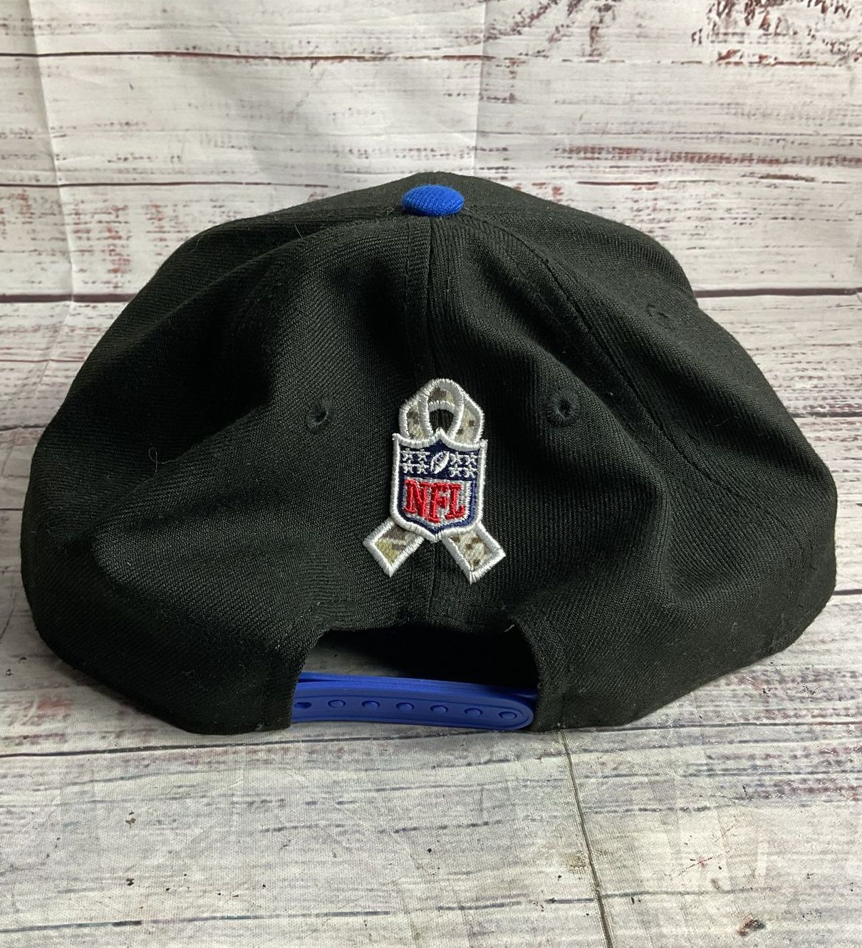 New Era 59Fifty Los Angeles Rams 2022 Salute to Service Baseball Cap L/XL