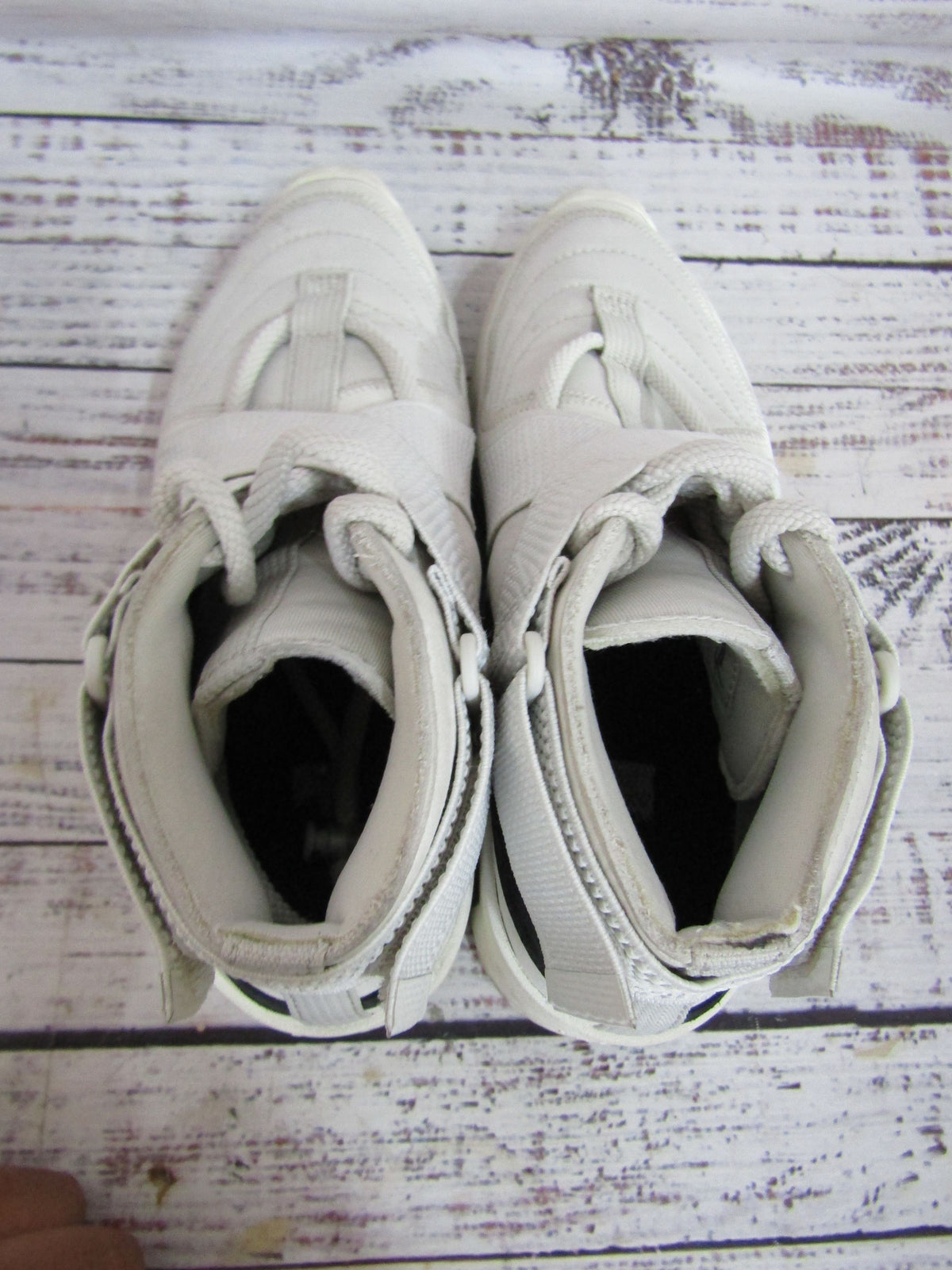 Nike Fear of God Air Raid Men's Mid-Top Sneakers Size 5 AT8087-001