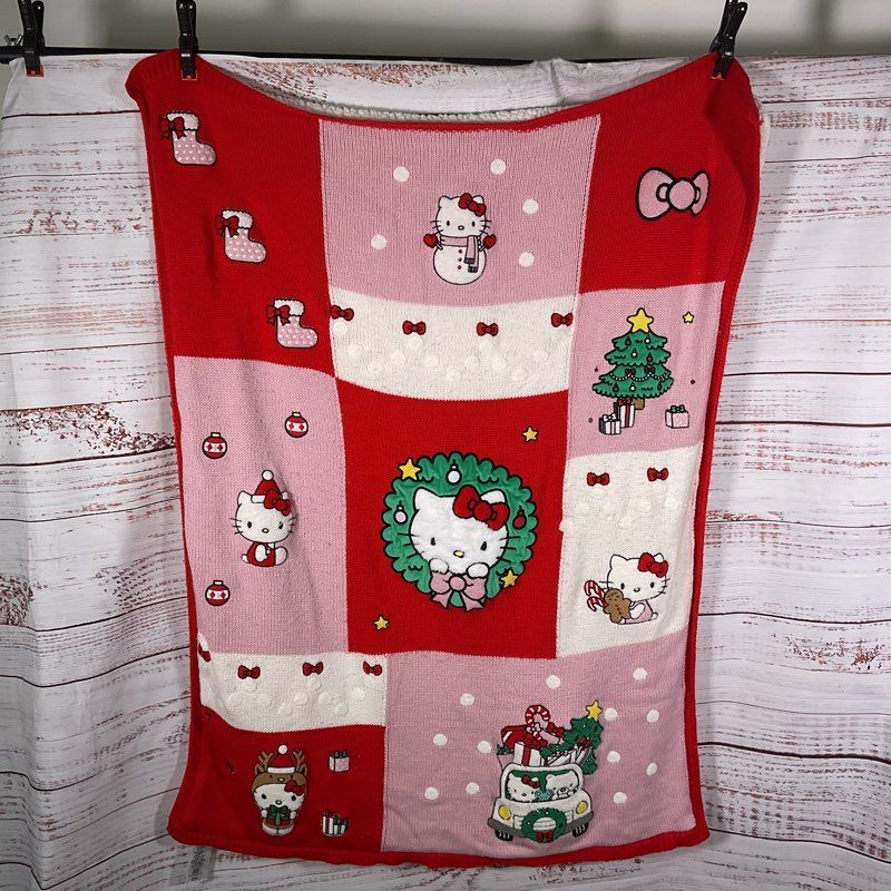 Pottery Barn Kids Hello Kitty Heirloom Christmas 50" Knit Sherpa Throw Blanket