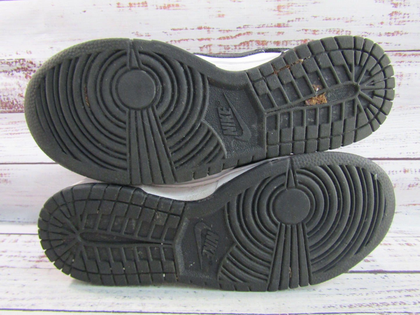 Nike Dunk Low Women's Black & White Low Top Sneakers Size 7.5 DD1503-101