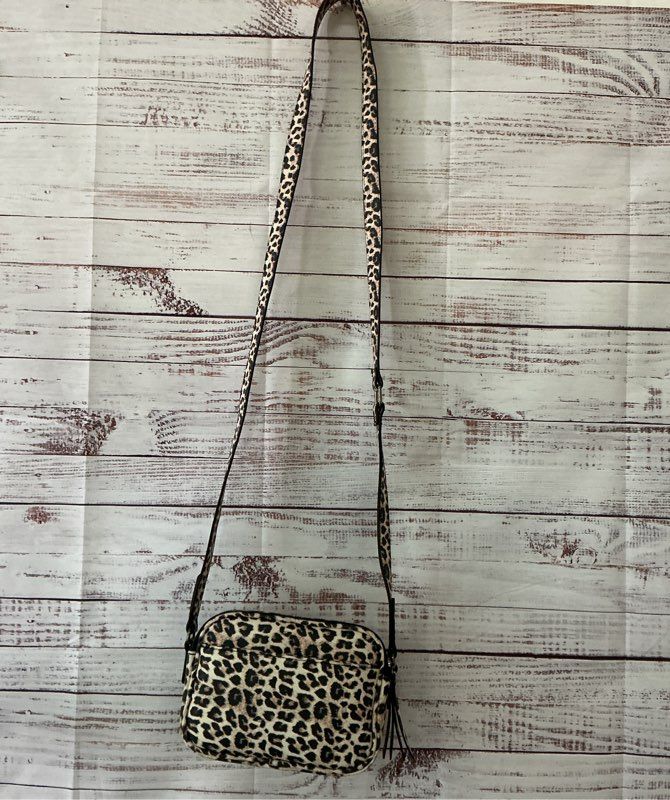 Women's NWOT Ed Hardy Cheetah Print Crossbody Bag ADORABLE!!