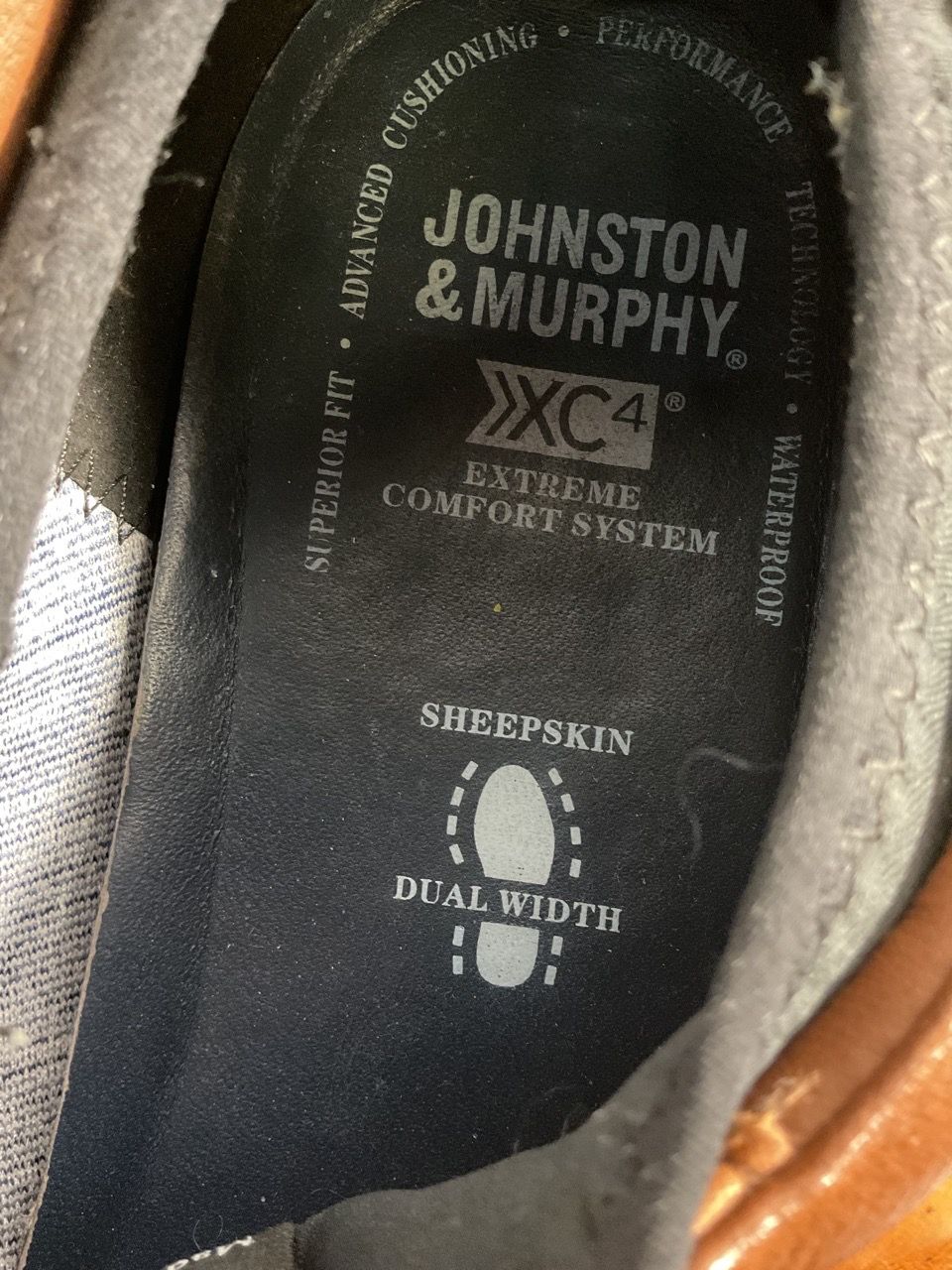 Johnston & Murphy Men's XC 4 Dual Width Sheepskin Brown Lace Up Shoes Size 13M
