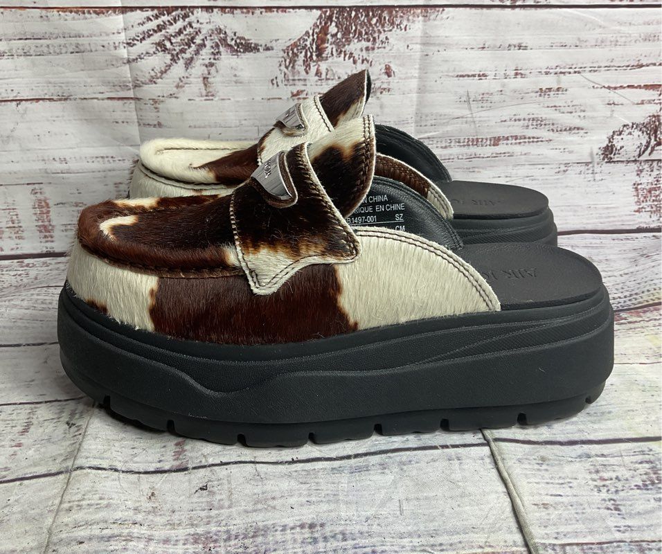 Air Jordan SE Cow Print Chunky Mules Multicolor 6