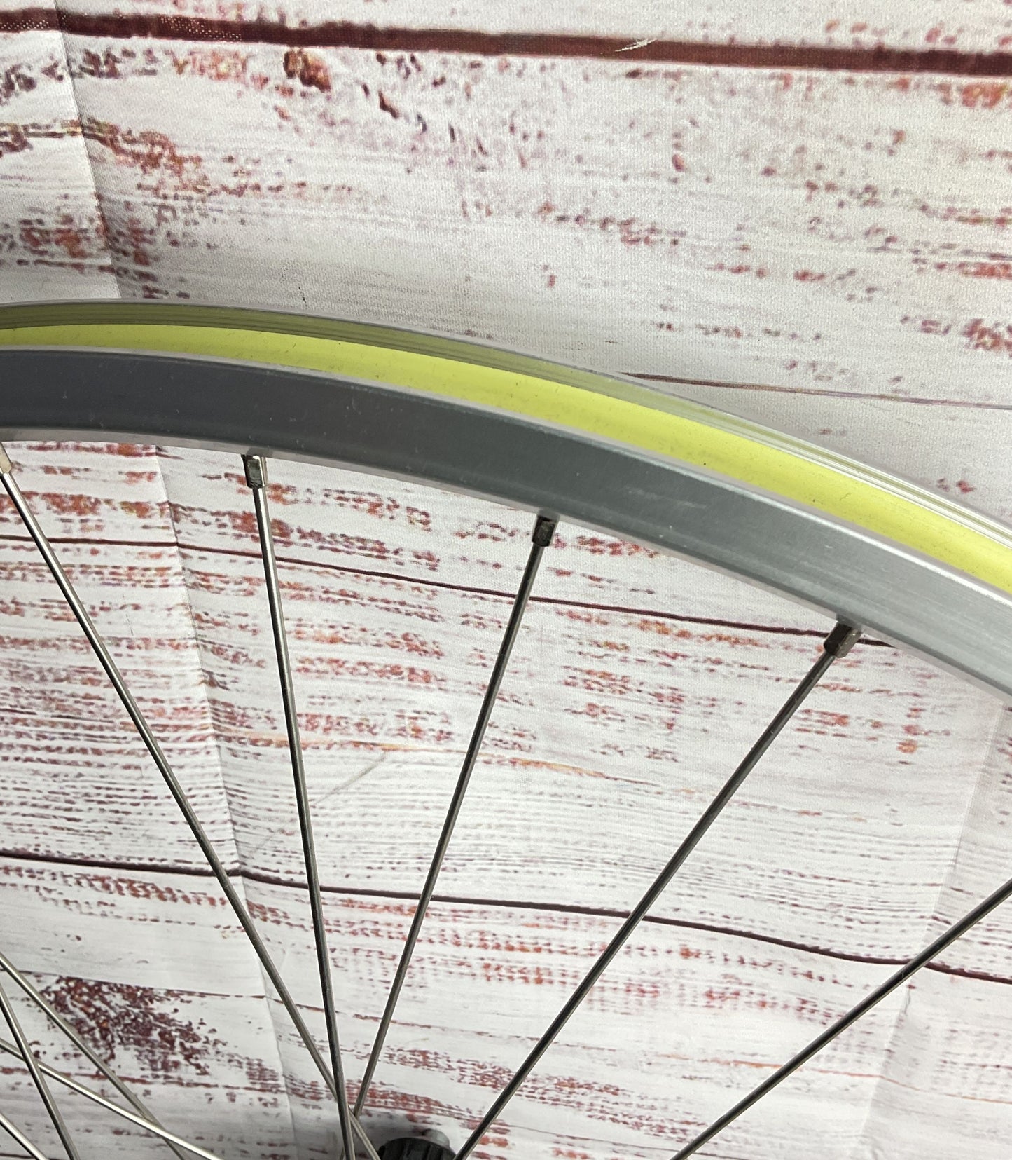 Shimano 105 Spokes Velocity Atlas 23.5" Cycling Rim Silver