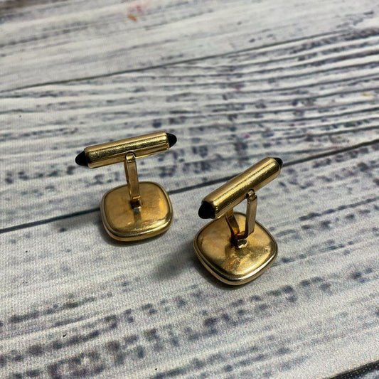 VTG. Krementz Gold Tone Onyx Signed Metal Cufflinks