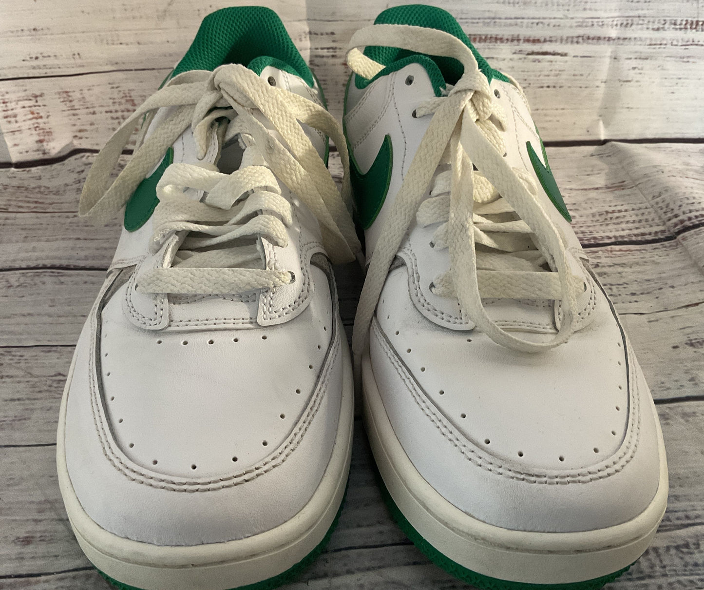 Nike Women's Gamma Force Leather Sneakers White Malachite 7