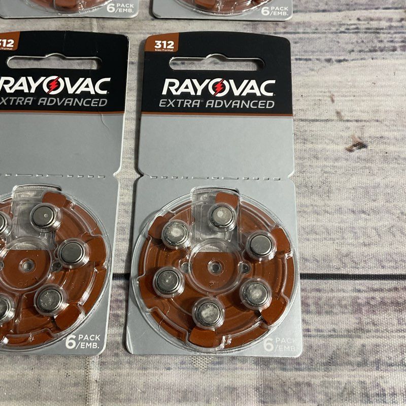 Lot of 32 Rayovac Extra Advanced Hearing Aid Batteries Size 312 Exp. 2024