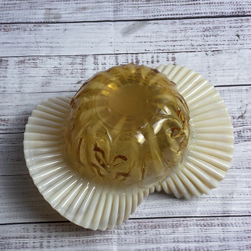 Vintage Ivory & Amber Swirl Glass Ruffled Edge 8" Bowl Vase