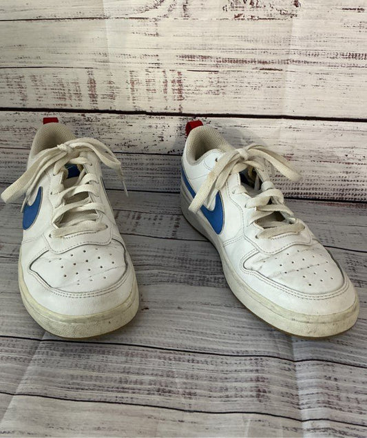 Girls Nike Court Borough Low 2 White W/blue Sneaker Size 6.5 Y