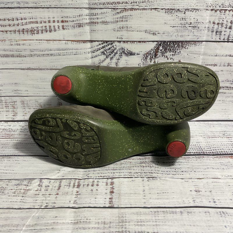 Camper Peu Green Leather Rubber Sole Pump Ankle Booties Women's Size 9