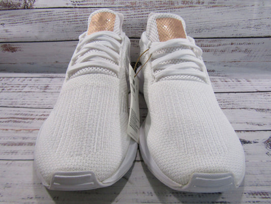 Adidas Swift Run Women's White Low Top Sneakers Size 9.5 EG9492