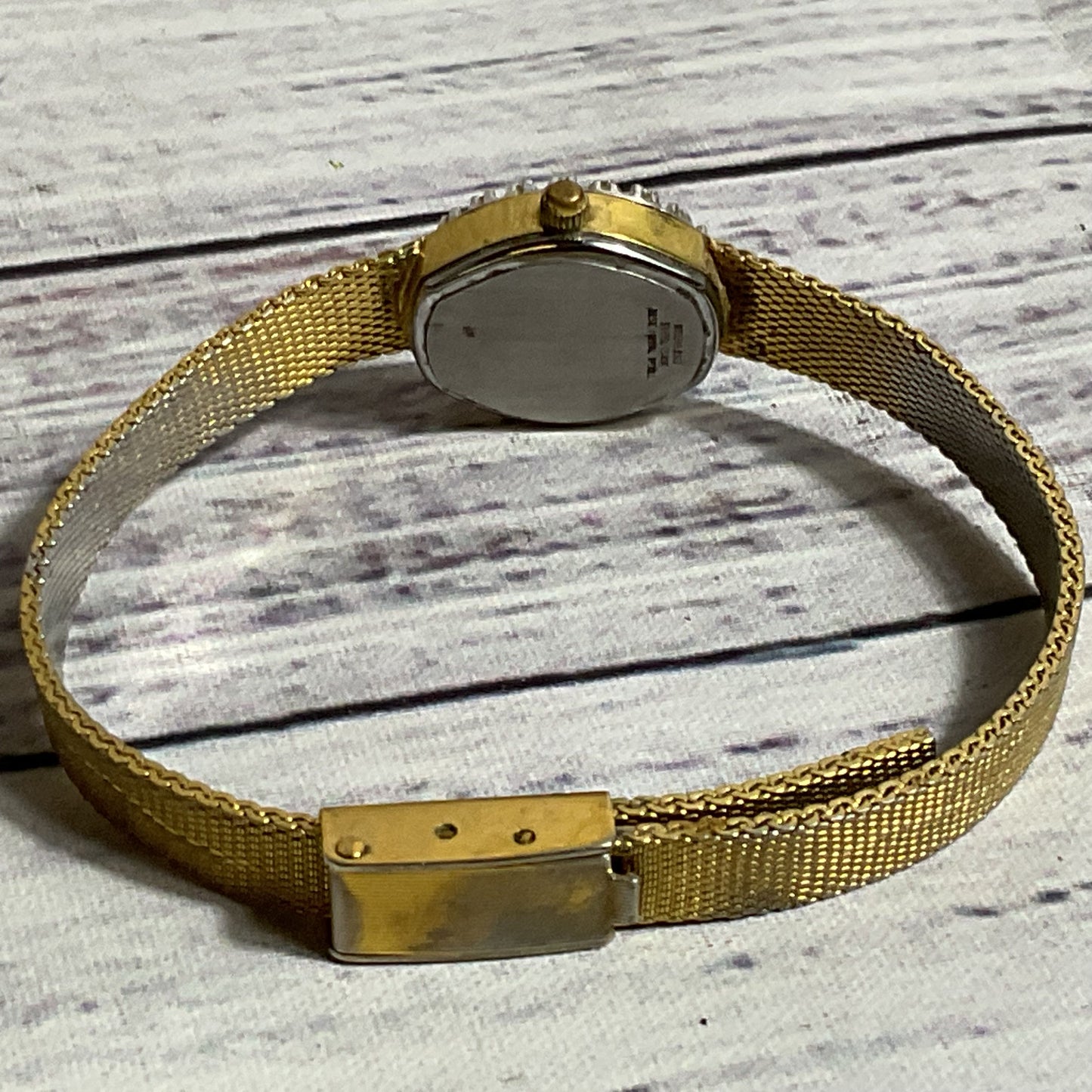 VTG. GRUEN Women's Gold Tone Diamond Accent Mesh Band Watch