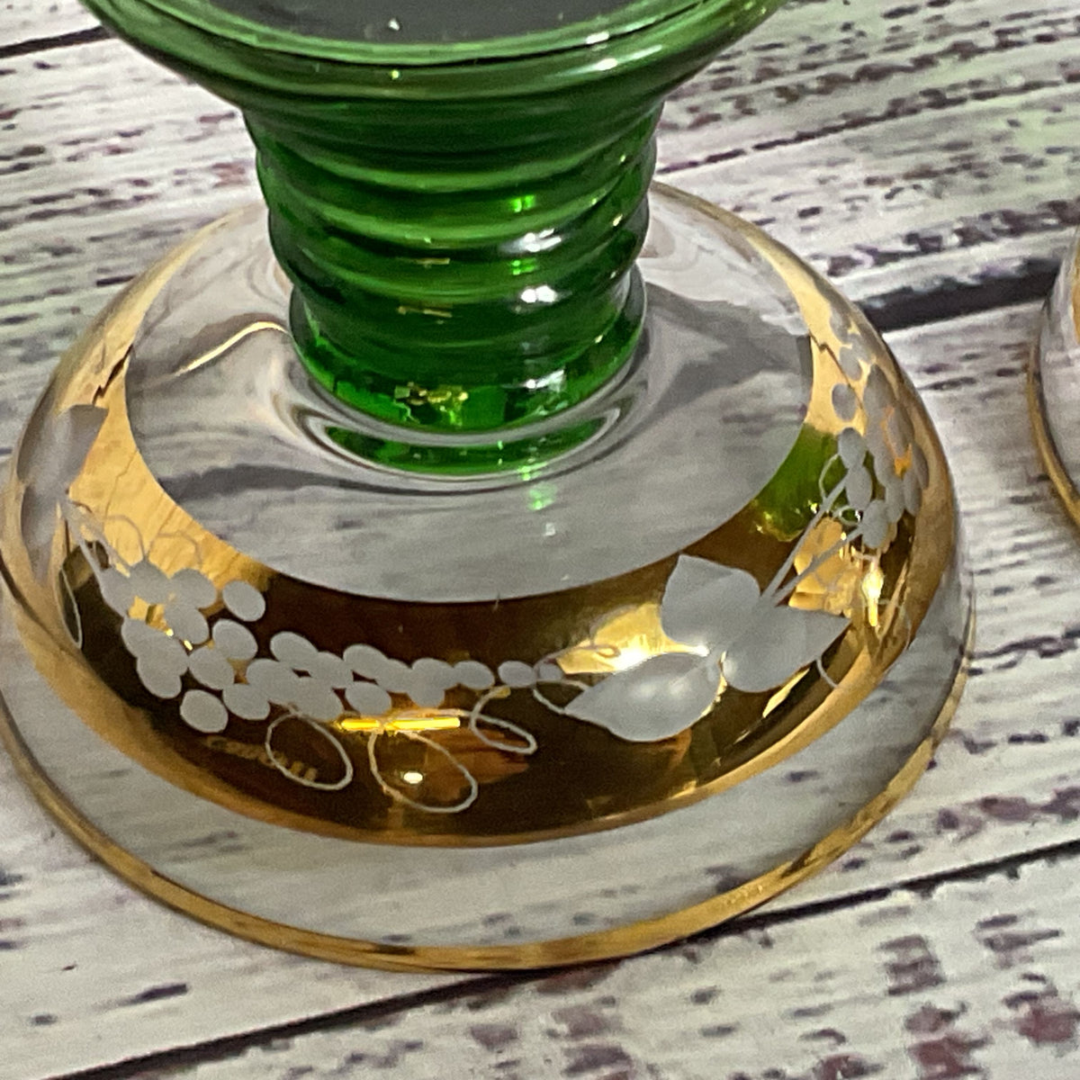 Set of 2 VTG. STUTTGART & ALTENSTEIG Green Gold Trim Cordial Glasses- 2.5"