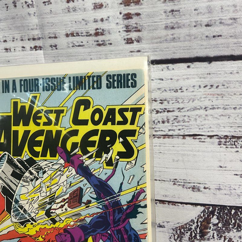 Vtg. 1984 West Coast Avengers #4 Ungraded Marvel Comic Book