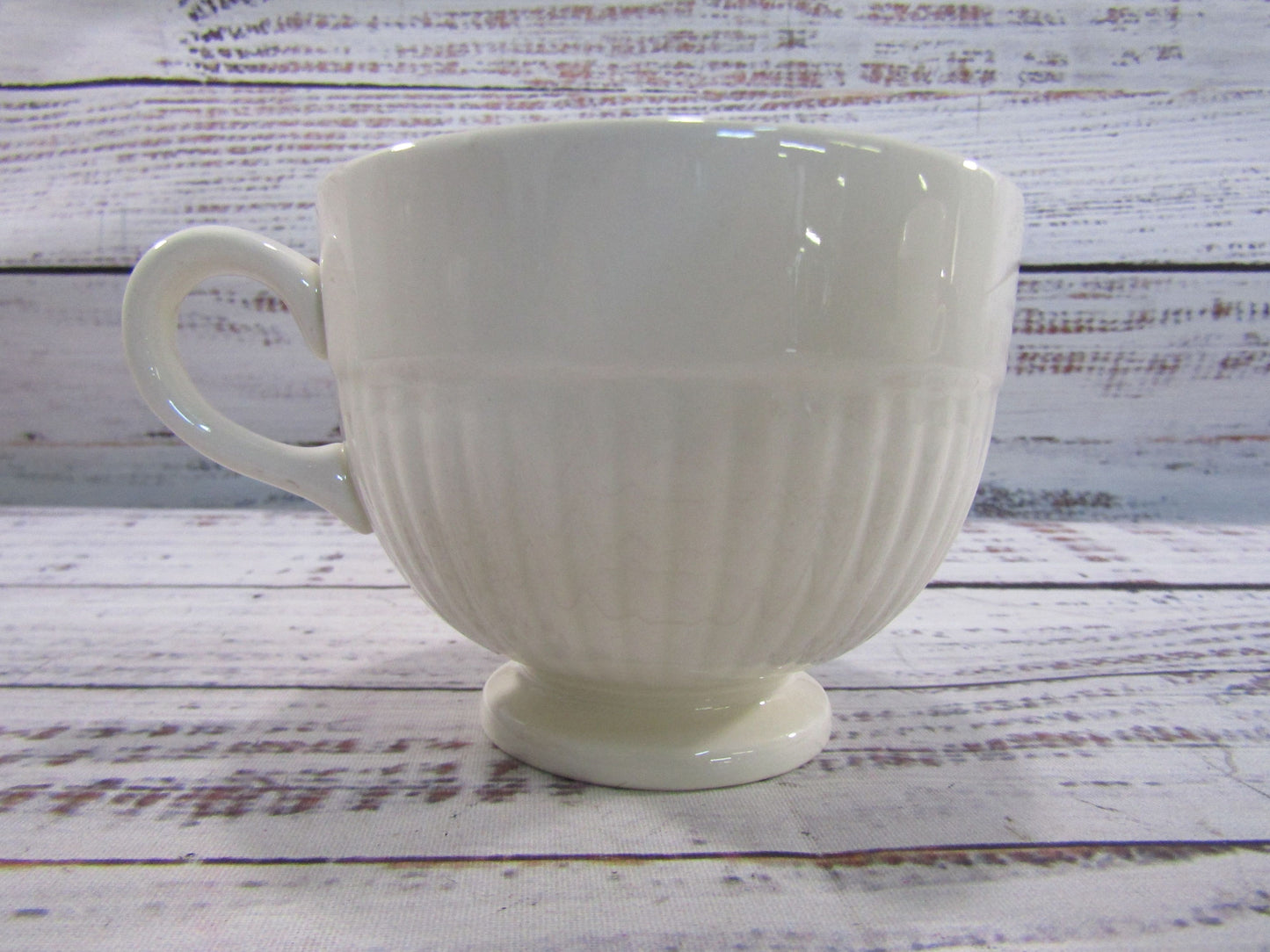 Wedgwood Conway 3 Teacups & 1 Creamer Made in England