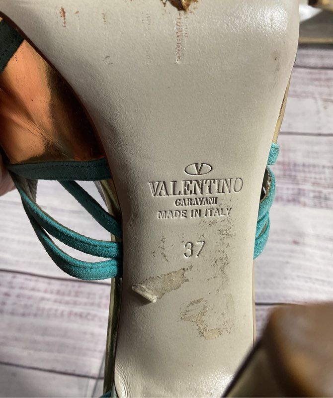 Vintage Valentino Garavani Patent Leather Suede Strappy Heels Size 37EU/7US