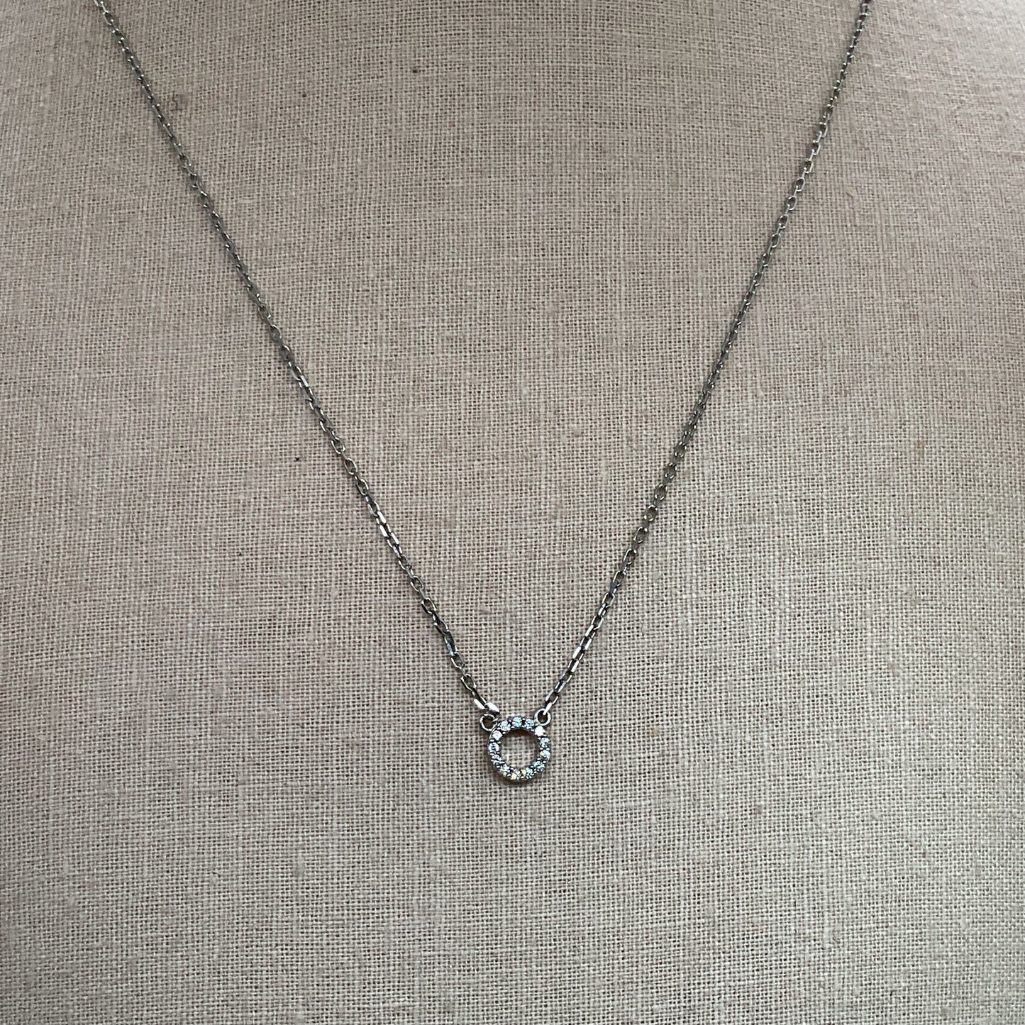 Sterling Silver Rhinestone Disc Pendant 18" Chain Necklace- 2.56g