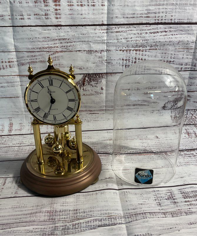 Vintage Kundo Quartz Clock Made In Germany Battery Operated With Glass Dome 8.5"
