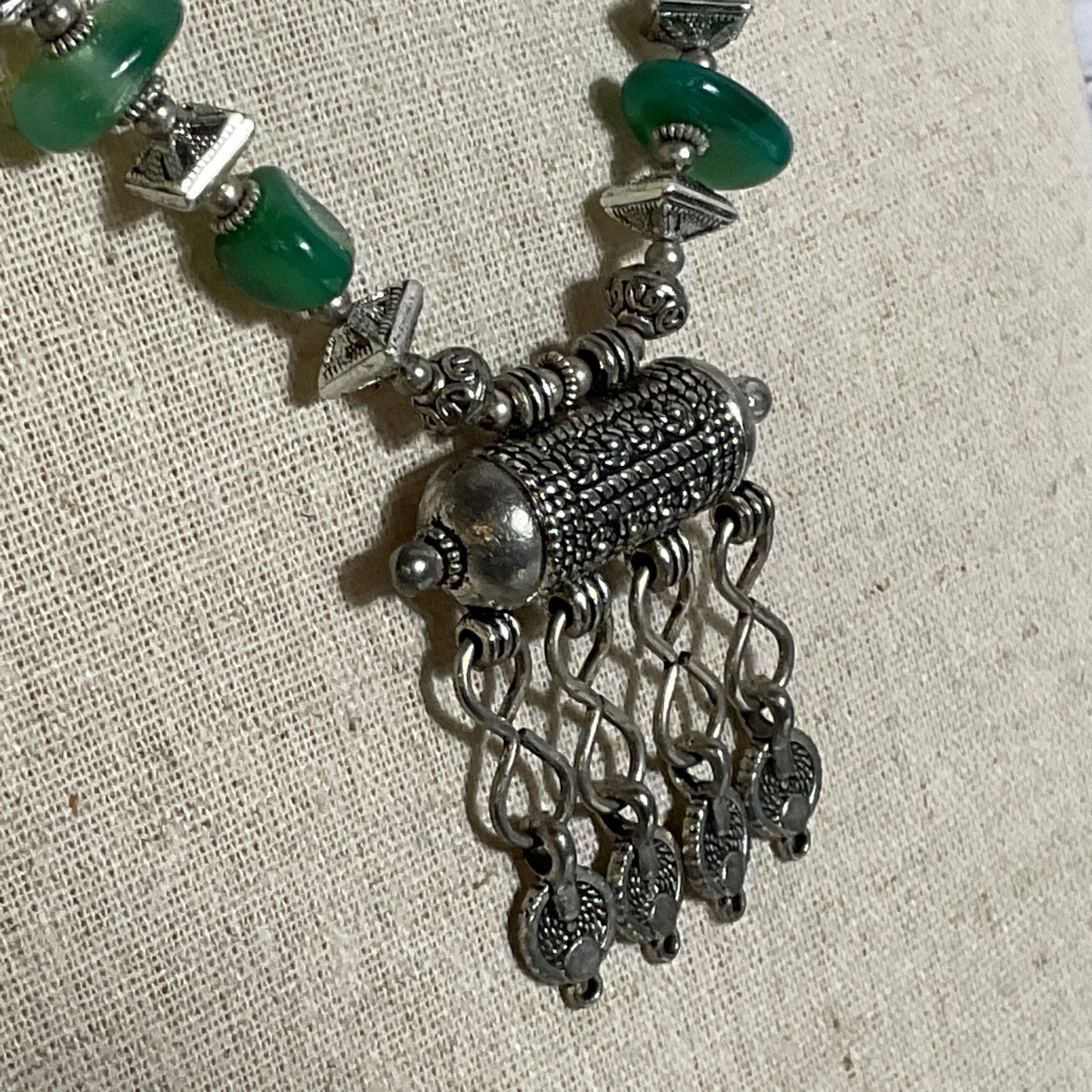 Ethnic Silver Tone Green Gemstone Beaded 18" Necklace