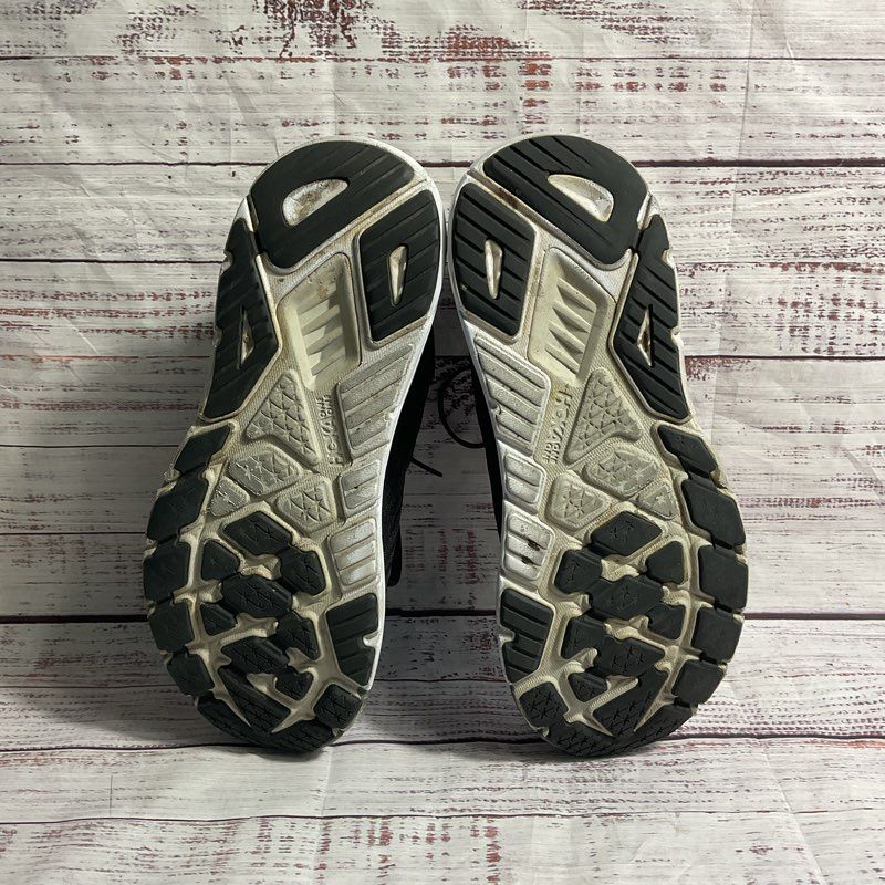 Hoka One One Arahi 6 Black Athletic Running Sneaker Women's Size 9.5 B