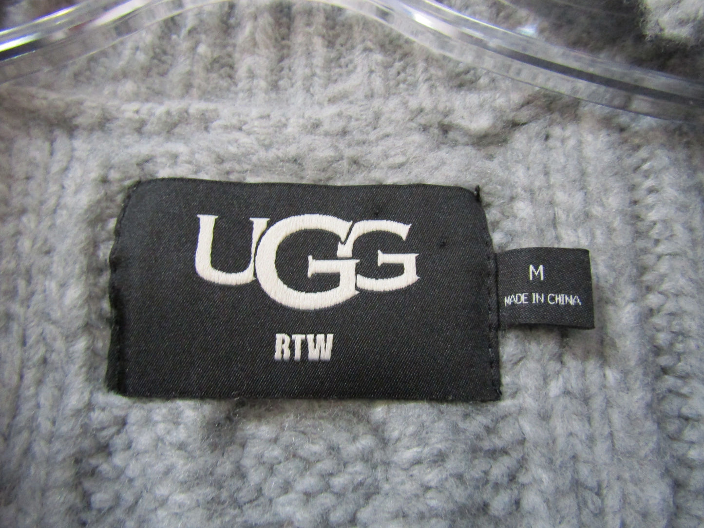 UGG Raelee Women's Gray Cable Knit Wool Blend Sweater Size M